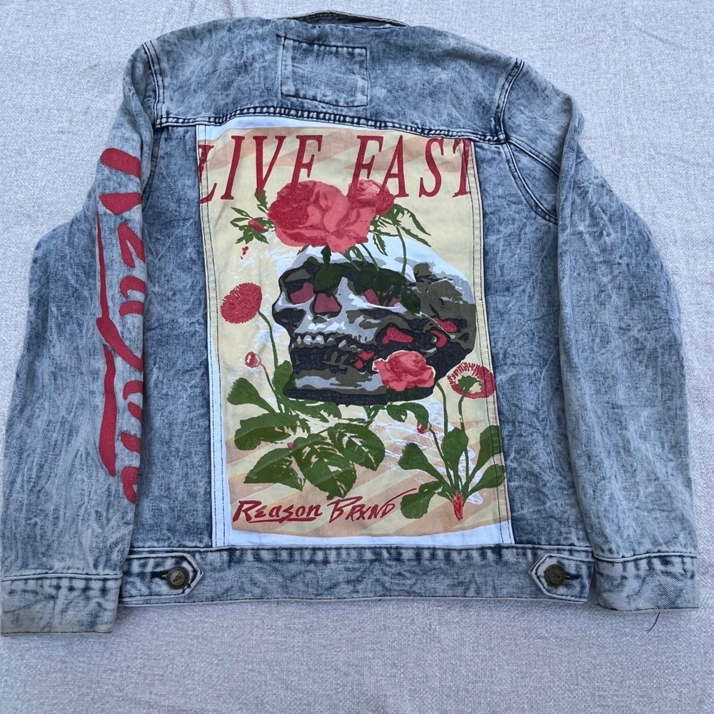 Reason Brand Mens Acid Wash Denim Jacket Live Fast Skull Roses Graphic Blue Med